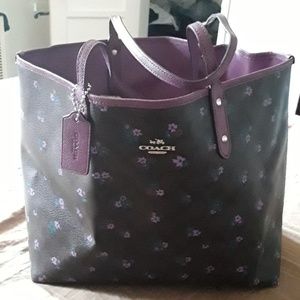 AUTHENTIC Coach signature TOTE